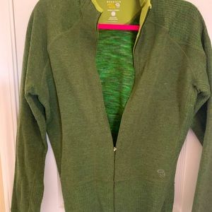 Mountain Hard Wear zip up sweater. Size L